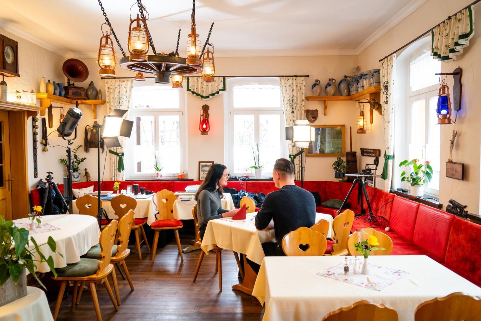 Landhotel Zur Gruenen Kutte Bernshausen Dış mekan fotoğraf