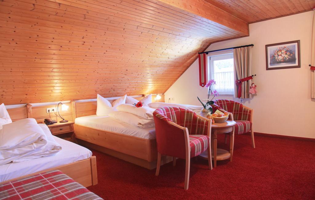 Landhotel Zur Gruenen Kutte Bernshausen Oda fotoğraf