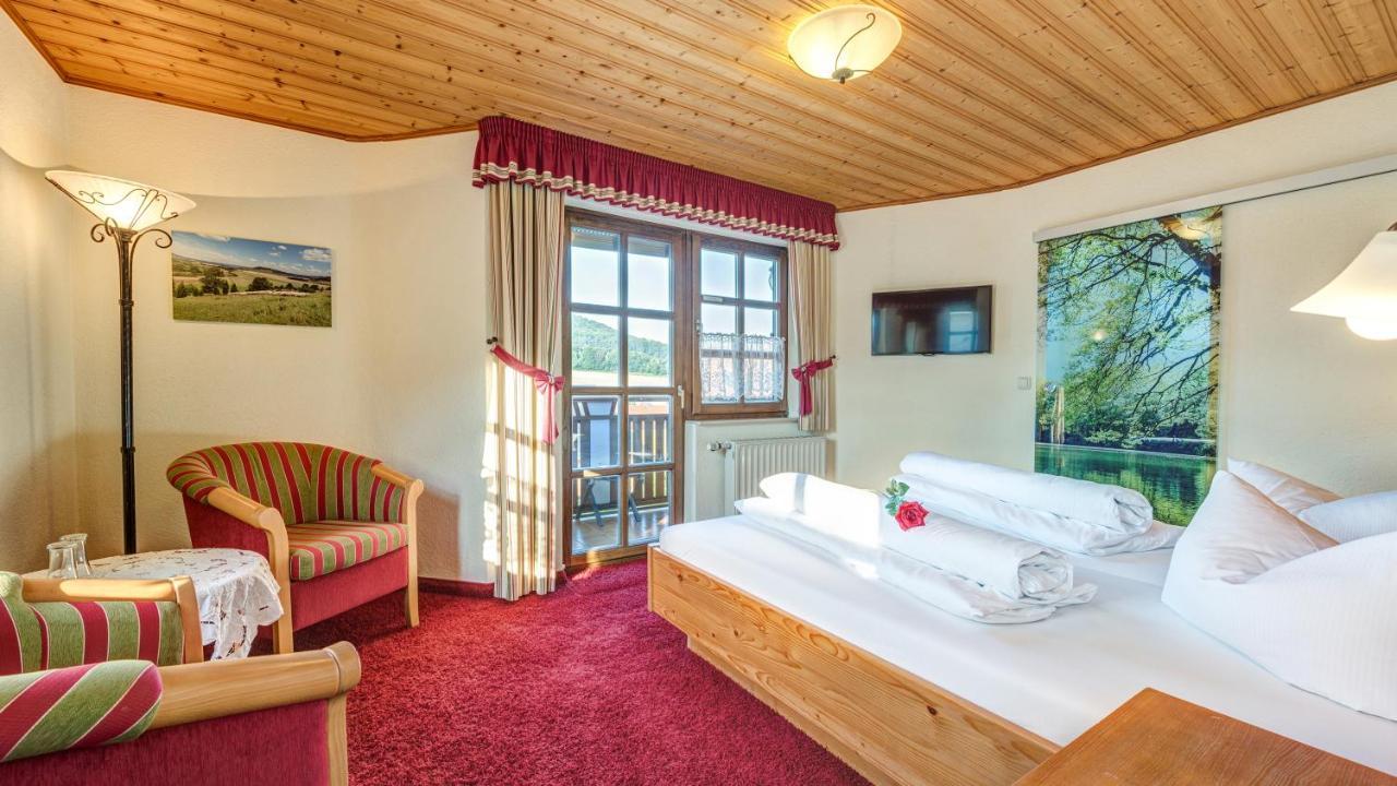 Landhotel Zur Gruenen Kutte Bernshausen Dış mekan fotoğraf